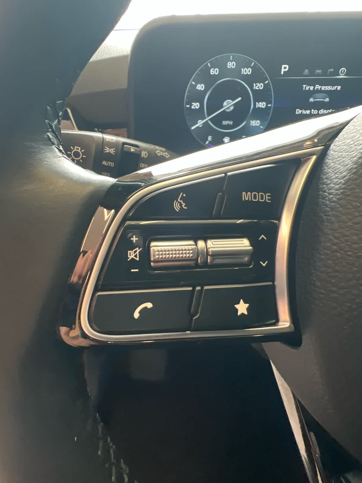 2024 Kia Seltos S Clear White/Black Roof at Beck & Masten Kia