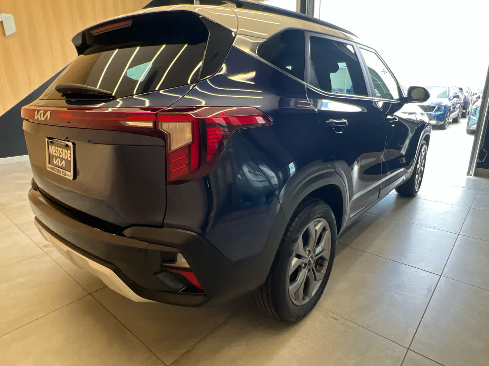 2024 Kia Seltos S Dark Ocean Blue/White Roof at Beck & Masten Kia