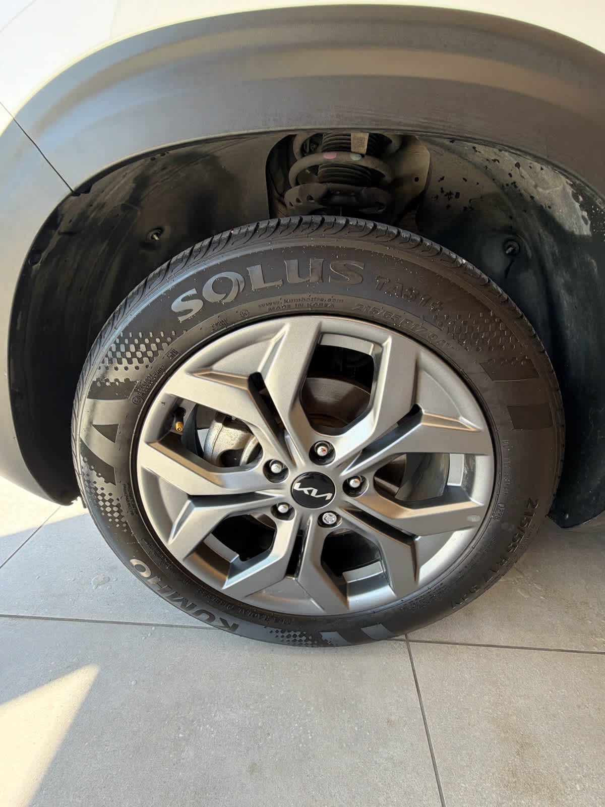 2024 Kia Seltos S Snow White Pearl at Westside Kia