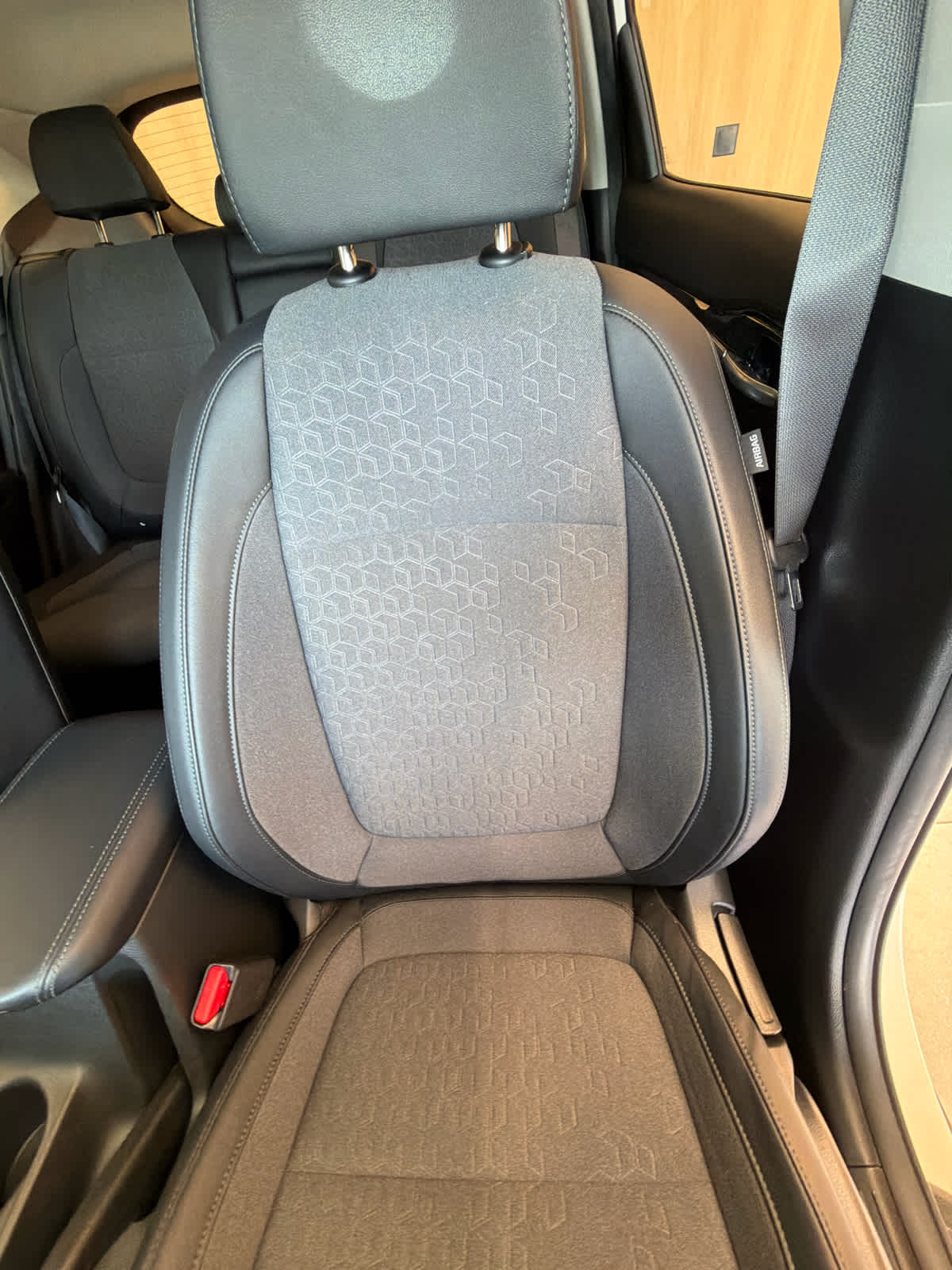 2024 Kia Seltos S Snow White Pearl at Westside Kia