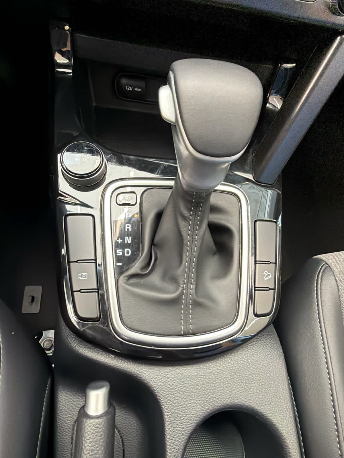 2024 Kia Seltos S Snow White Pearl at Westside Kia