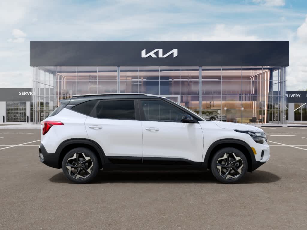 2026 Kia Seltos S Clear White/Black Roof at Beck & Masten Kia