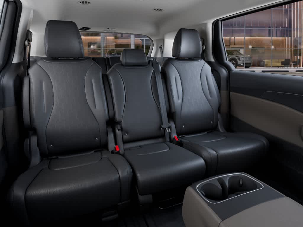2027 Kia Carnival photo 16 of 27