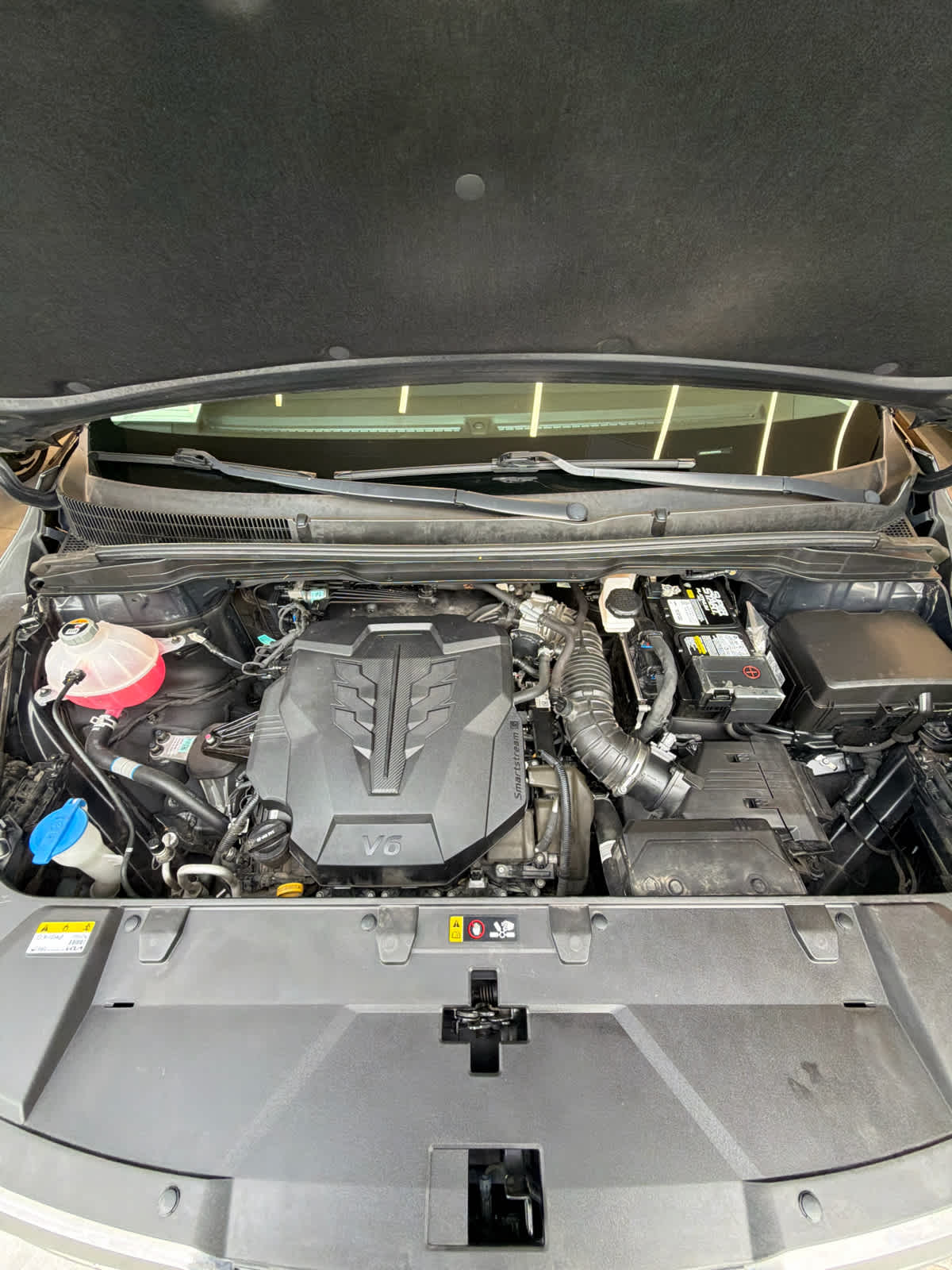 2024 Kia Carnival photo 10 of 39