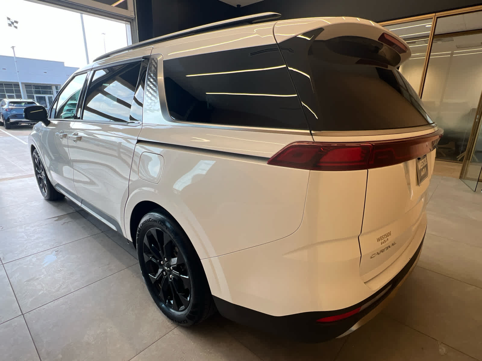 2024 Kia Carnival SX Prestige Snow White Pearl at AutoNation USA Houston