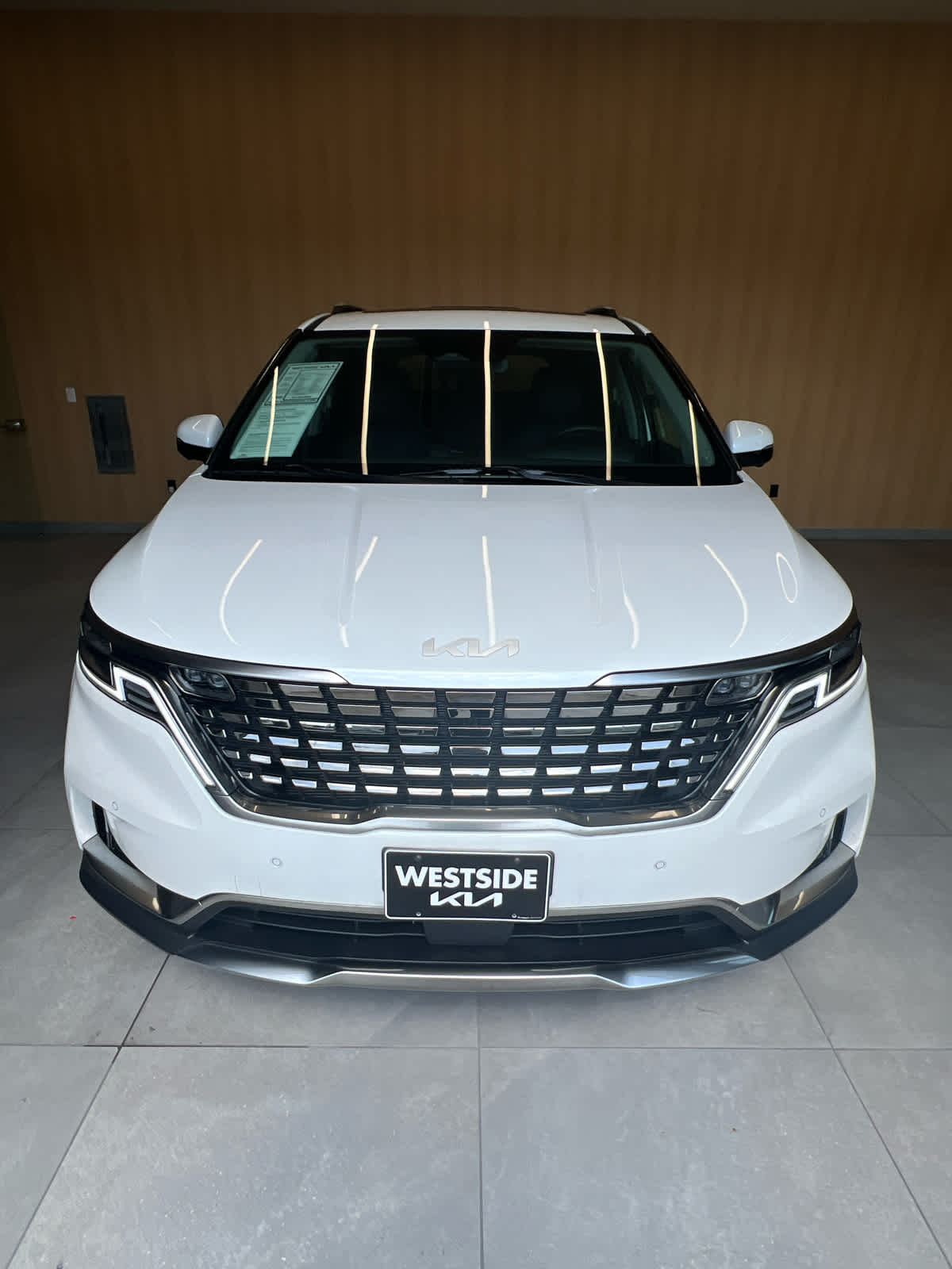 2024 Kia Carnival SX Prestige Snow White Pearl at AutoNation USA Houston