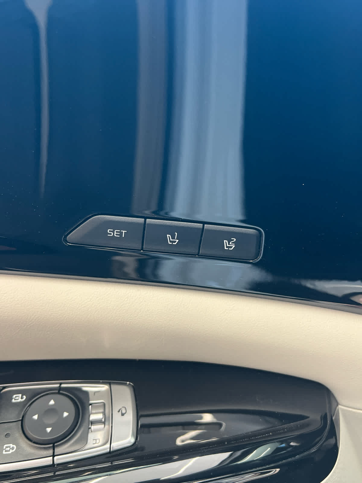2024 Kia Carnival SX Prestige Snow White Pearl at AutoNation USA Houston