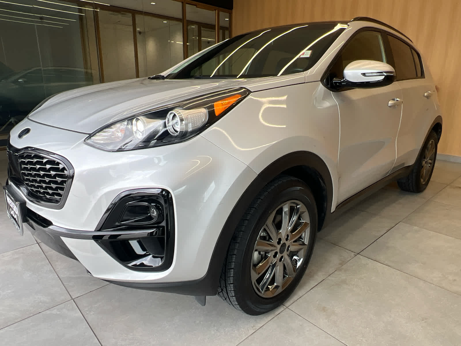 2022 Kia Sportage Nightfall Sparkling Silver at HGreg Houston