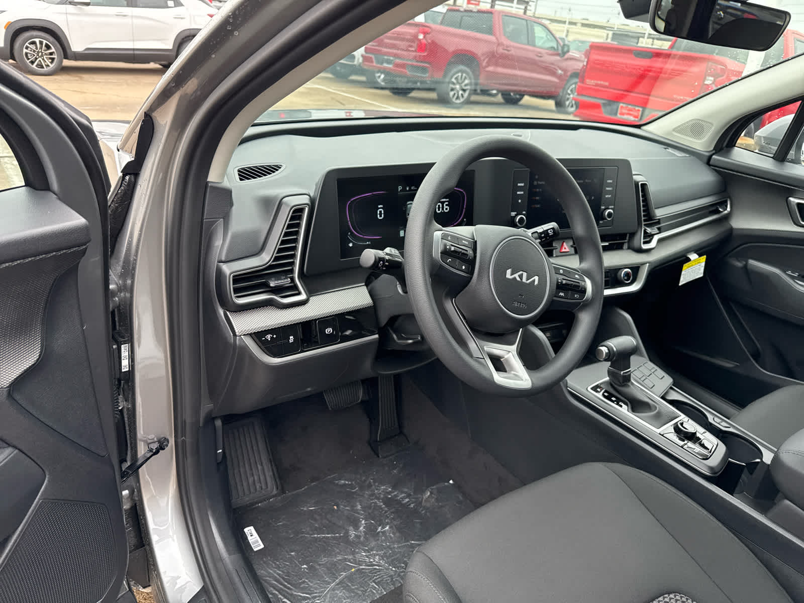2025 Kia Sportage LX - 5