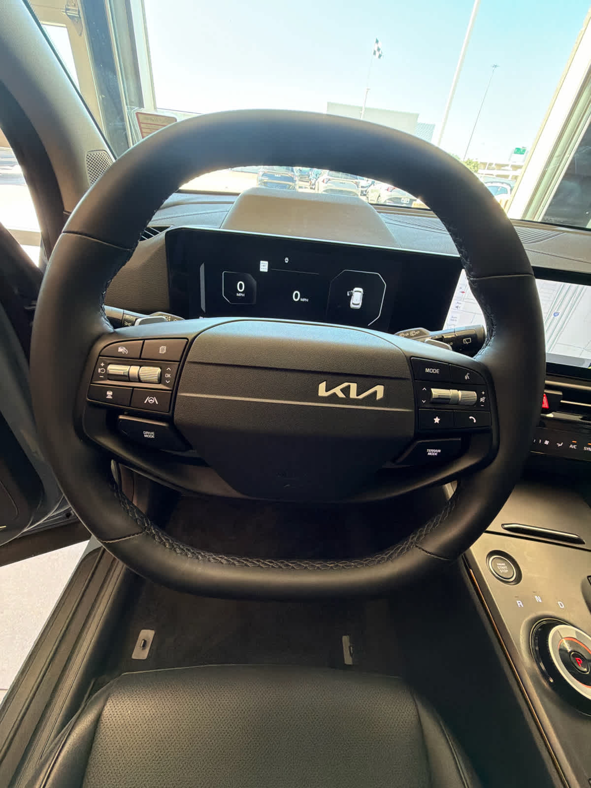 2026 Kia Sportage Hybrid photo 18 of 45