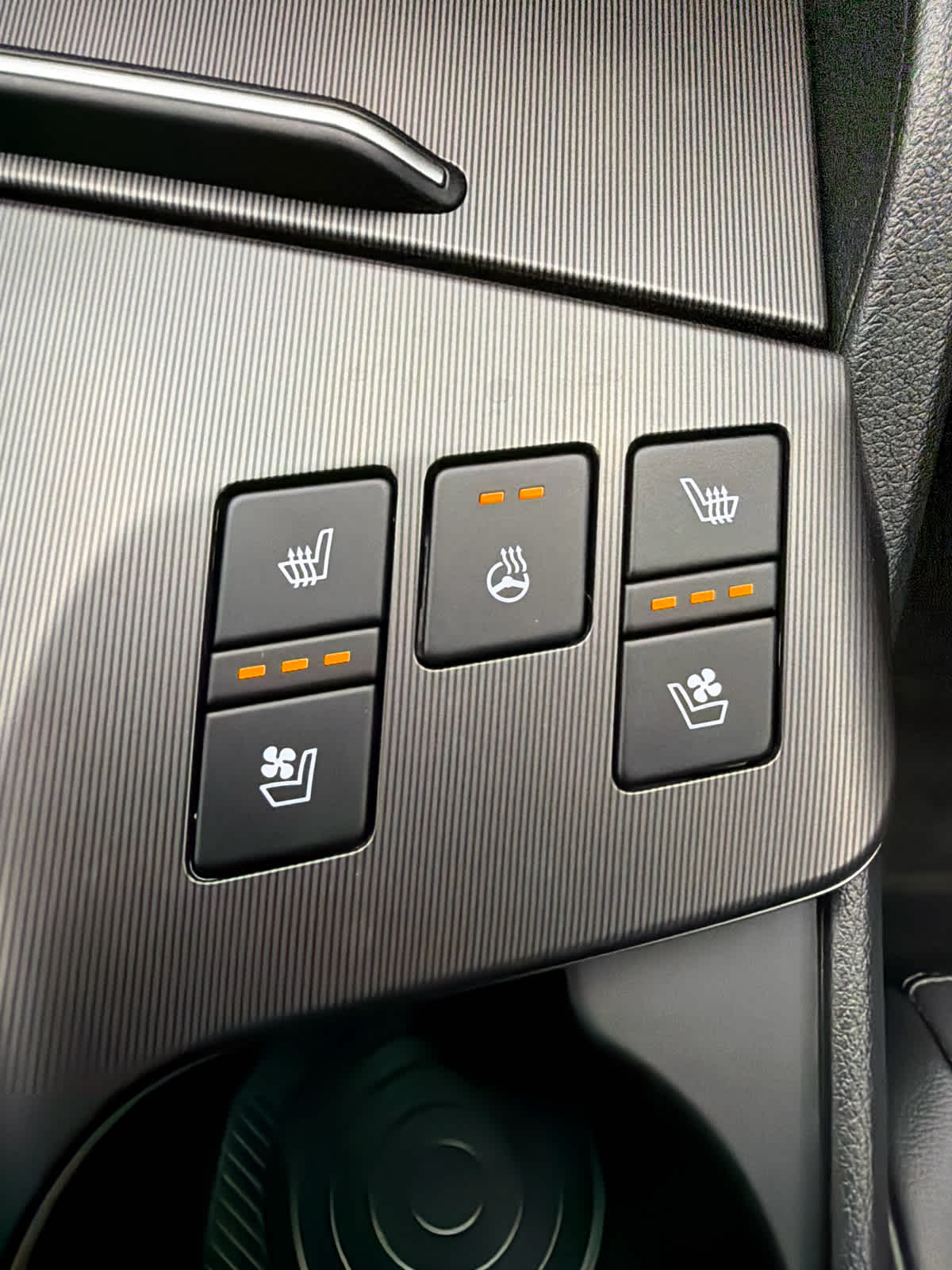 2026 Kia Sportage Hybrid photo 25 of 45