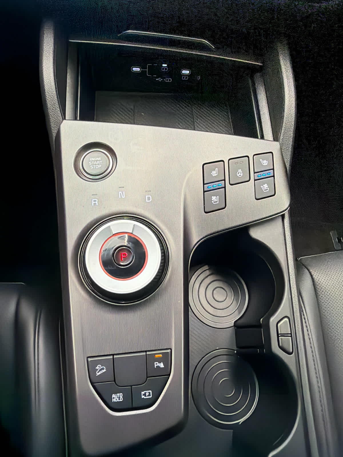 2026 Kia Sportage Hybrid photo 28 of 45