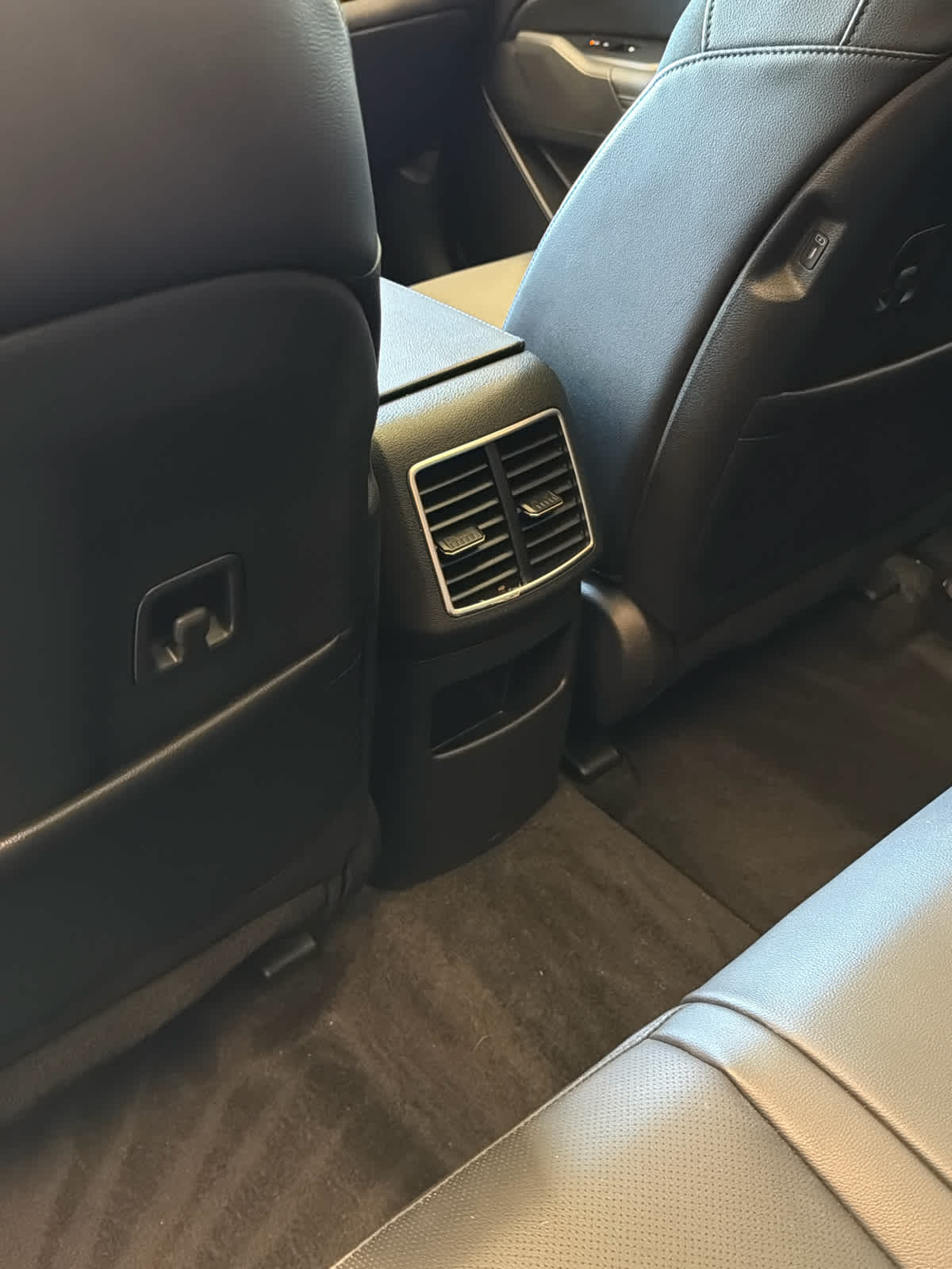 2026 Kia Sportage Hybrid photo 36 of 45