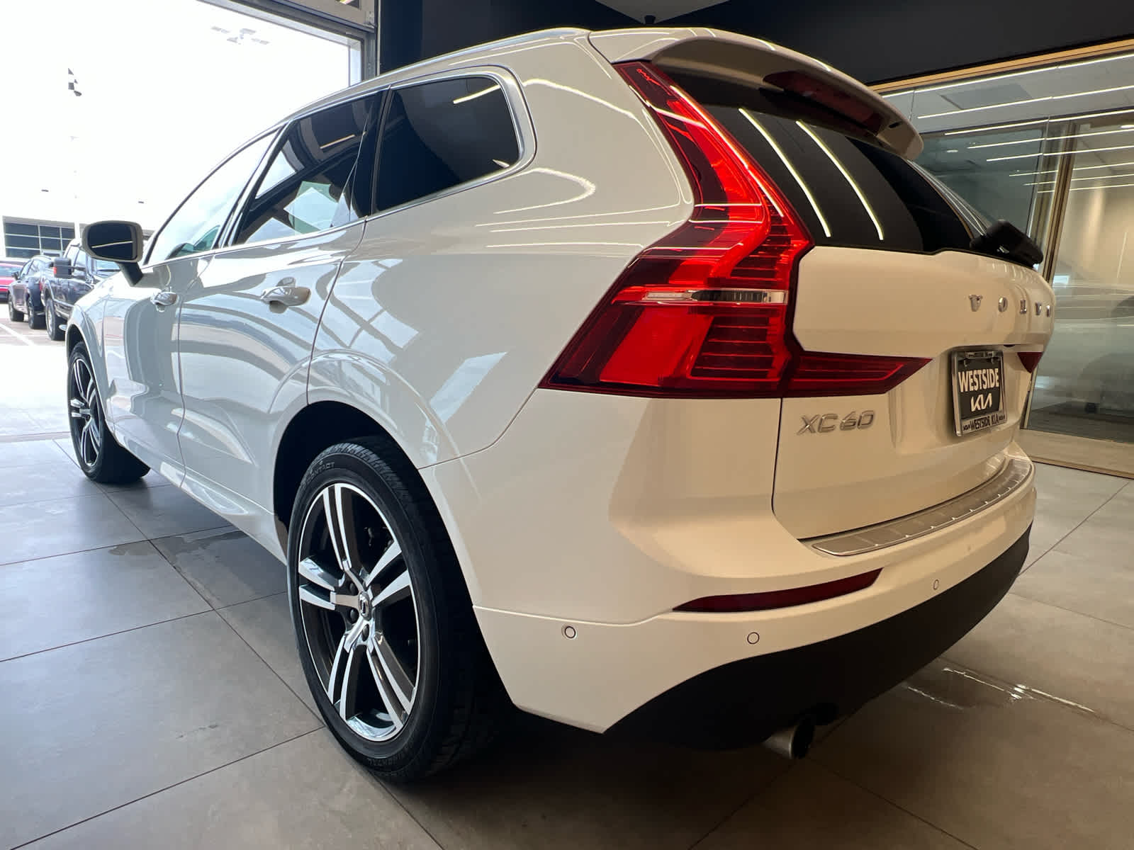 2019 Volvo XC60 Momentum Ice White at Baytown Ford