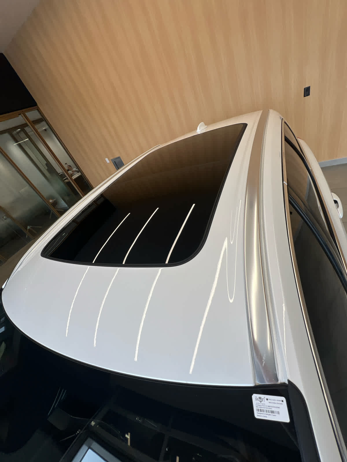 2019 Volvo XC60 Momentum Ice White at Baytown Ford