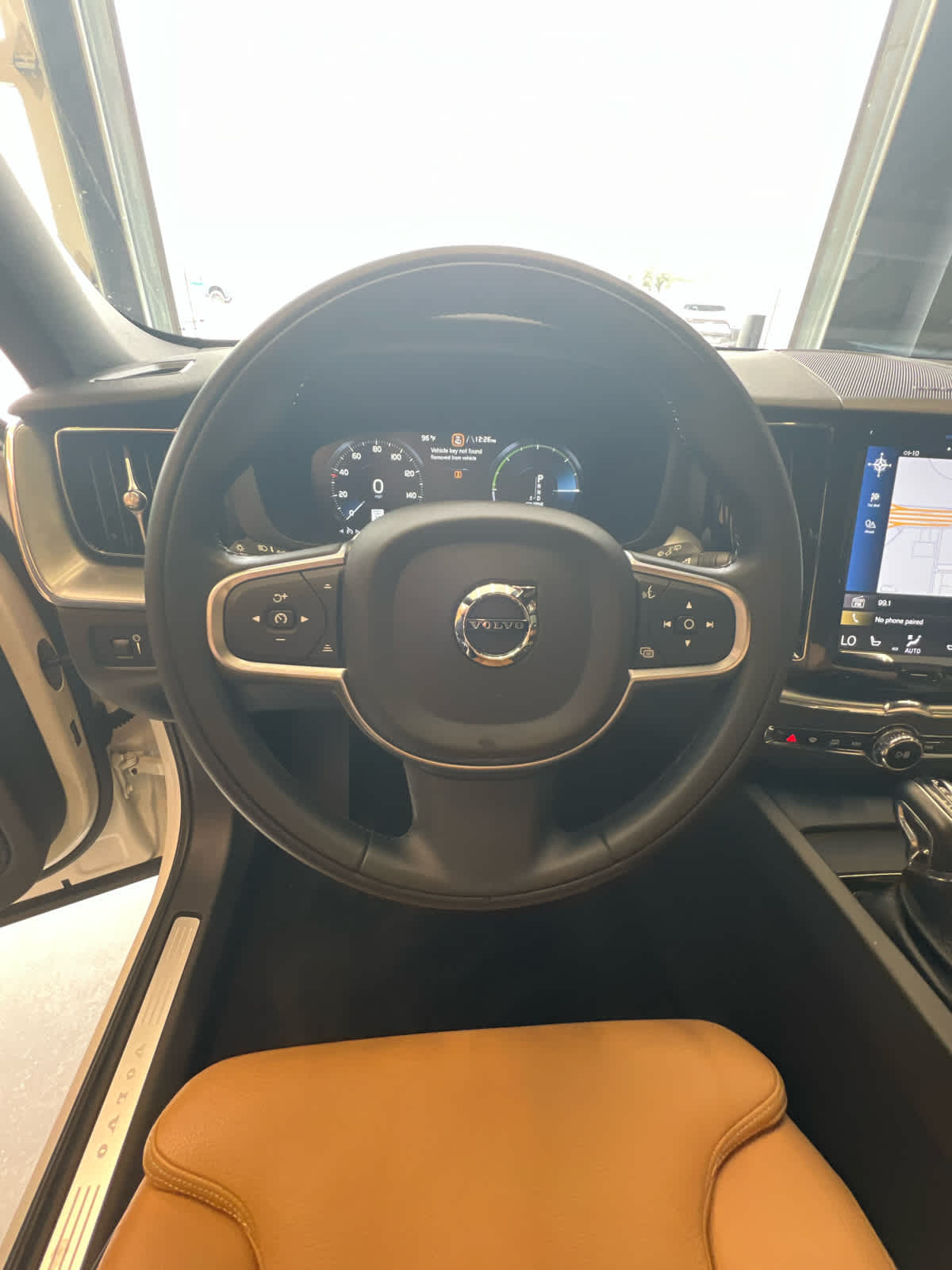 2019 Volvo XC60 Momentum Ice White at Baytown Ford