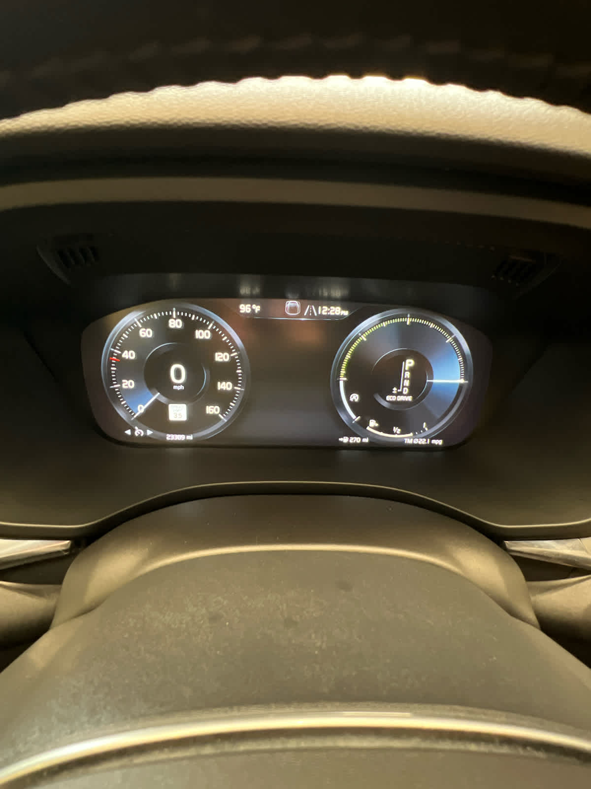 2019 Volvo XC60 Momentum Ice White at Baytown Ford
