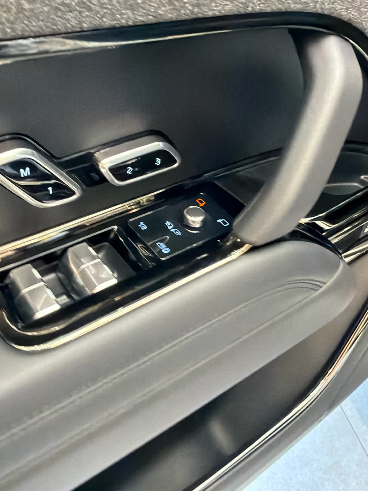 2023 Land Rover Range Rover Sport SE Dynamic Fuji White at Lexus Southwest Houston