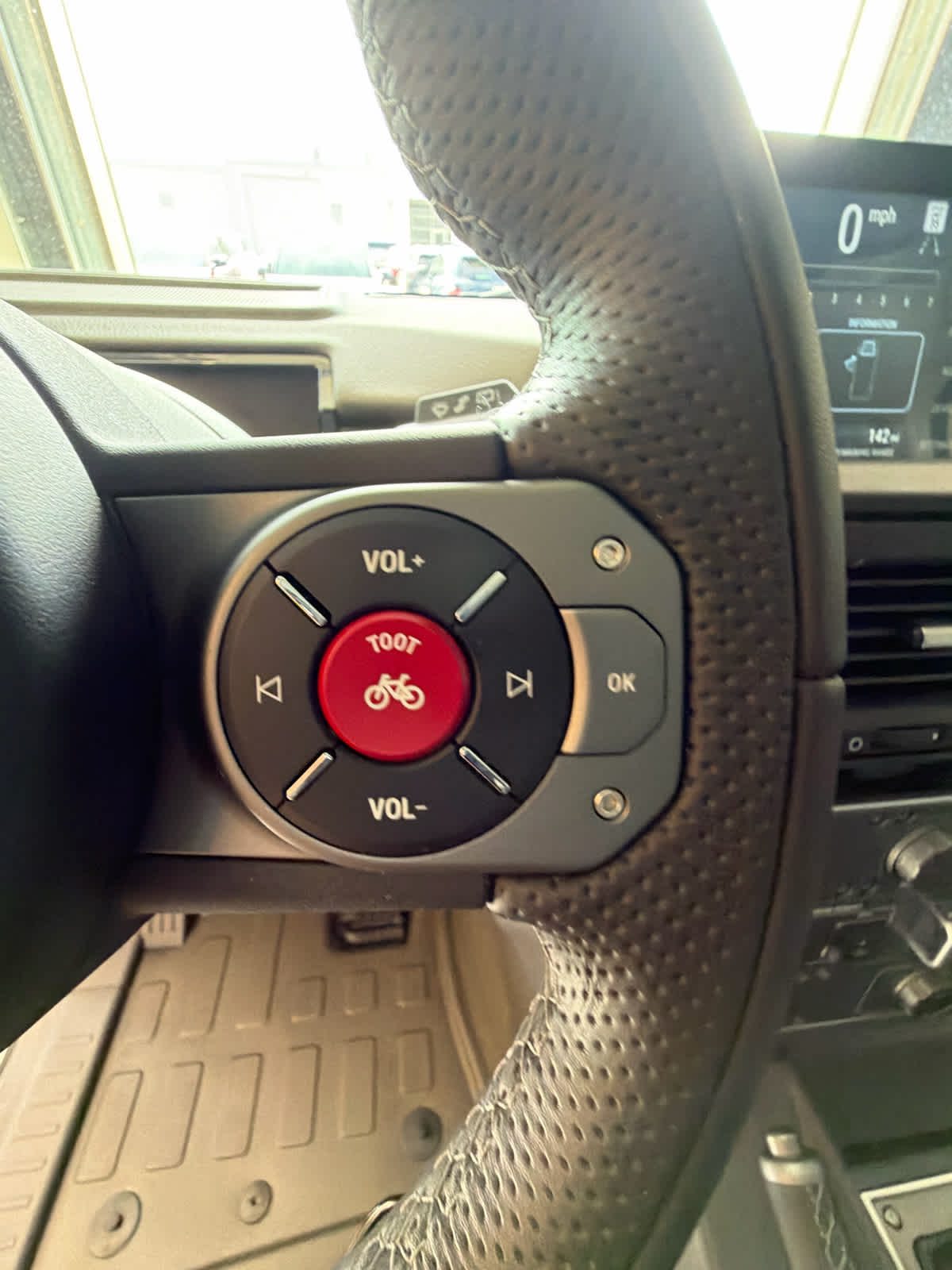 2025 INEOS Grenadier Station Wagon Fieldmaster Edition White at Baytown Ford