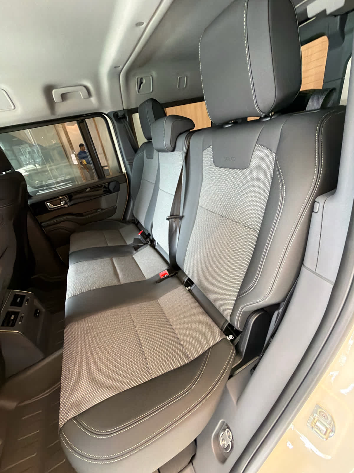 2025 INEOS Grenadier Station Wagon Fieldmaster Edition White at Baytown Ford