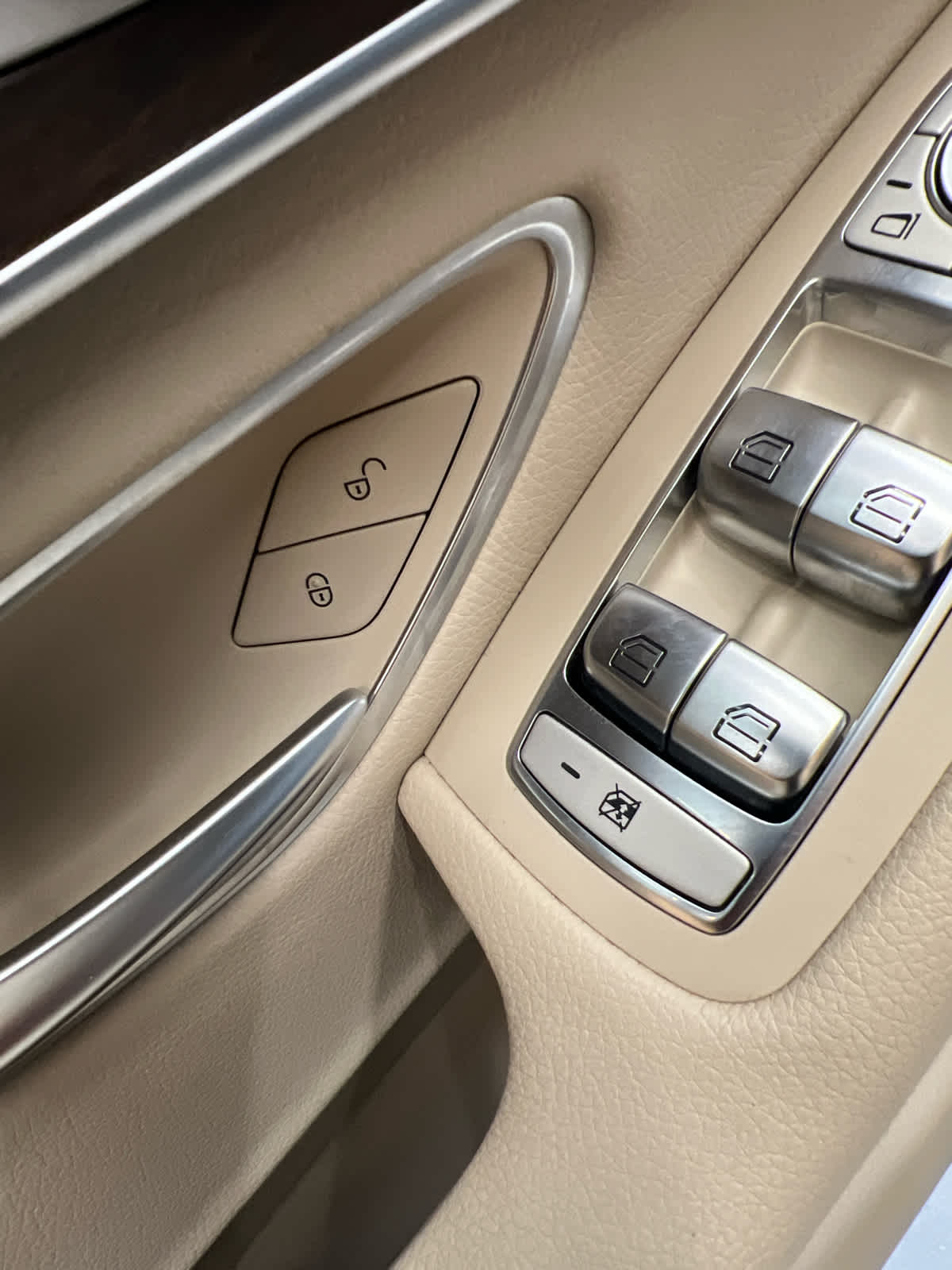 2020 Mercedes-Benz GLC 300 GLC 300 - 11