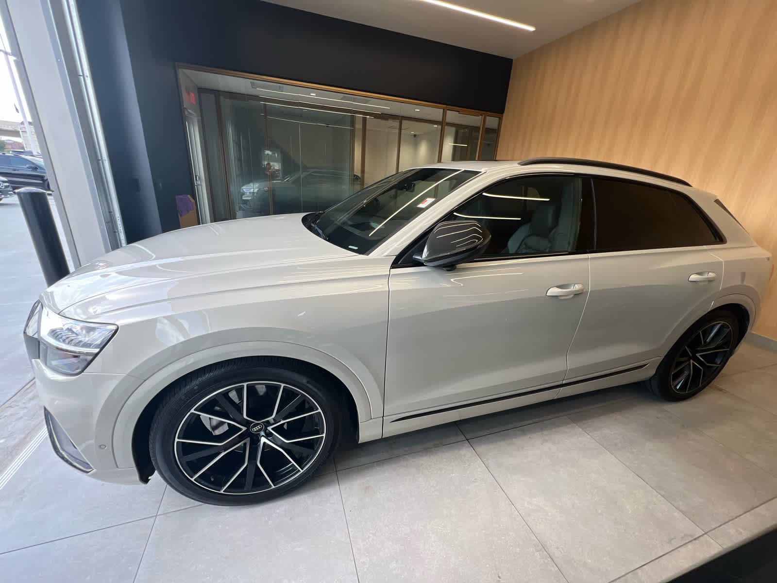 2023 Audi SQ8 Prestige - 6