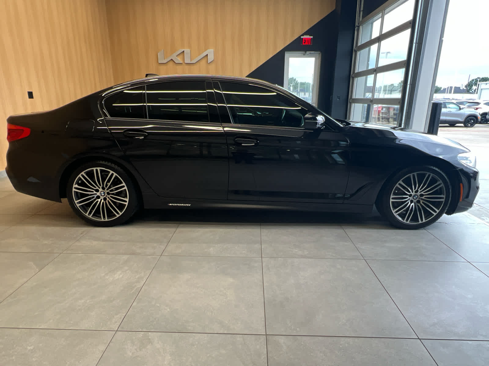 2019 BMW 530i 530i - 4