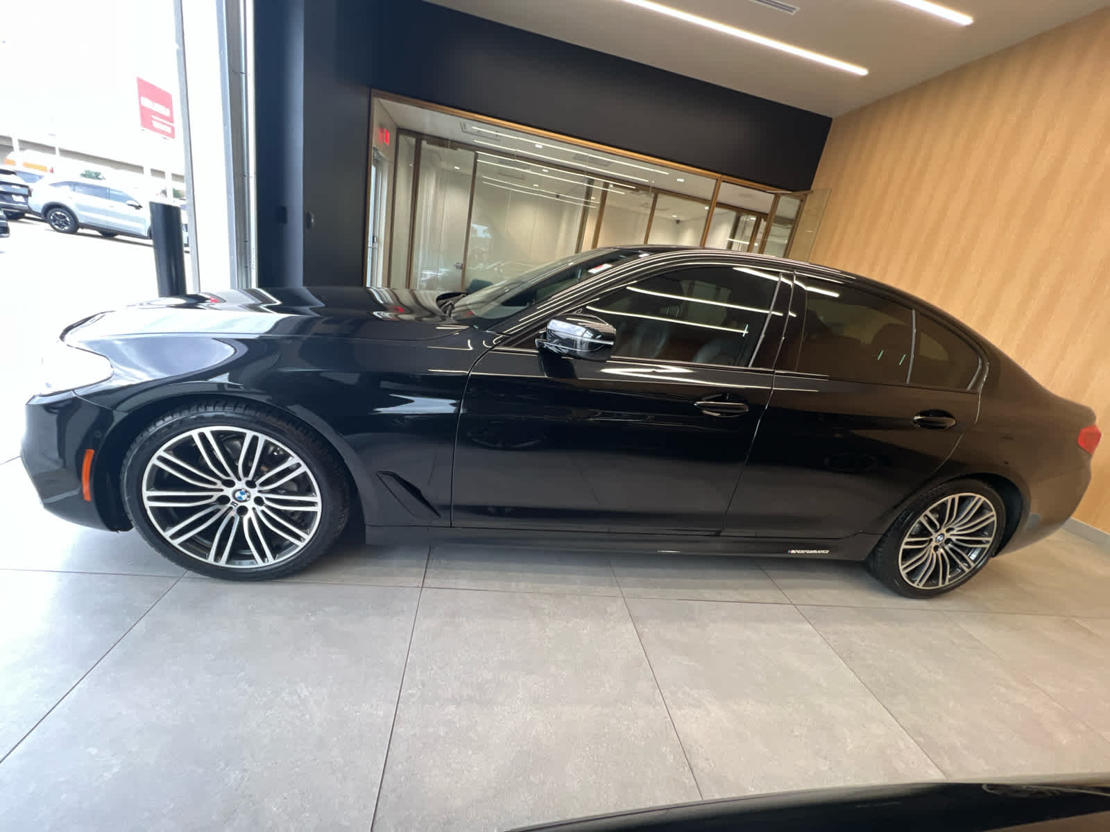 2019 BMW 530i 530i - 6