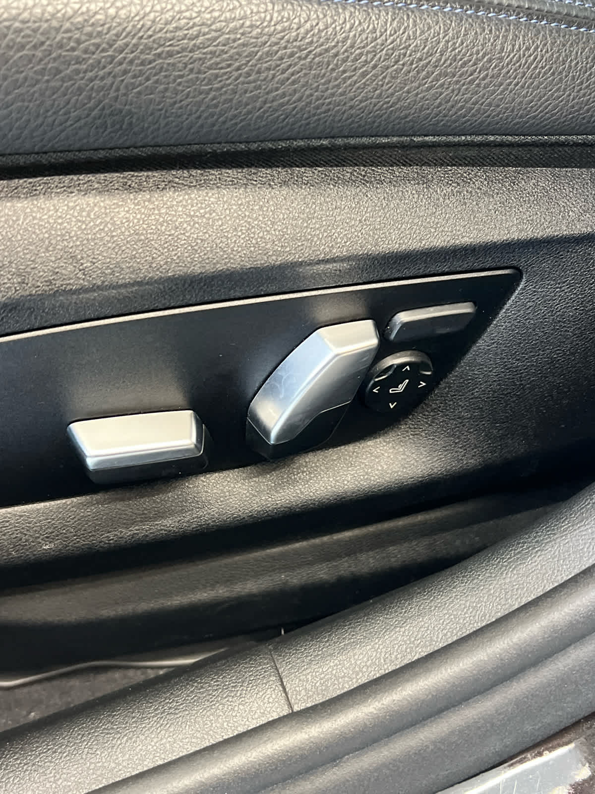 2019 BMW 530i 530i - 11