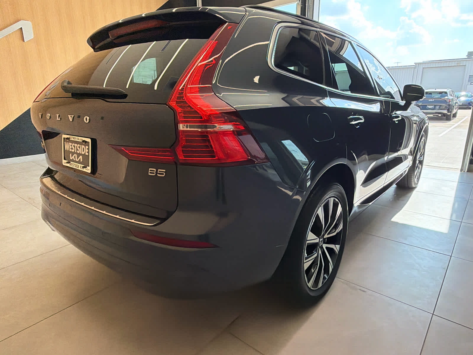 2023 Volvo XC60 Core - 3