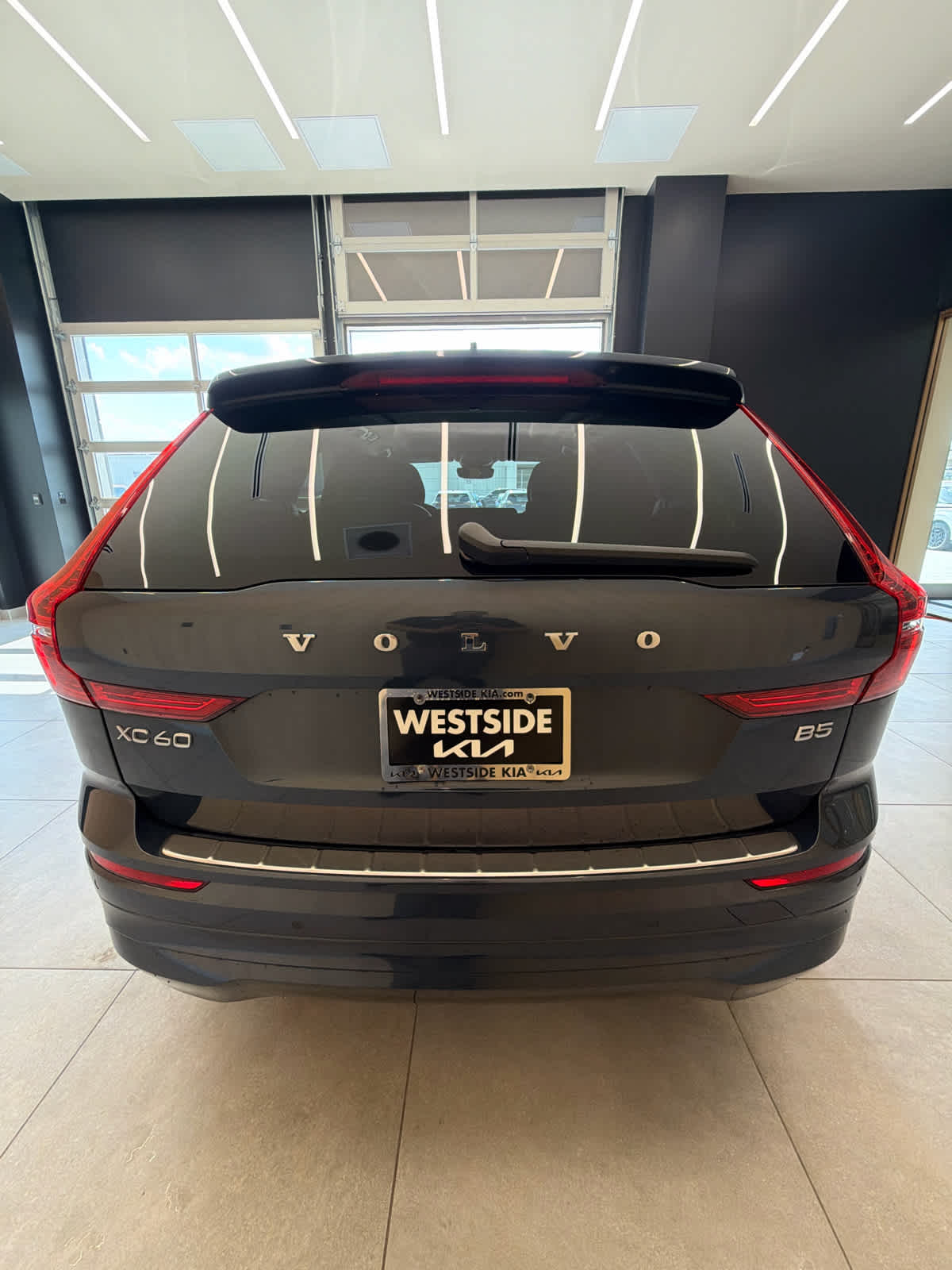 2023 Volvo XC60 Core - 7