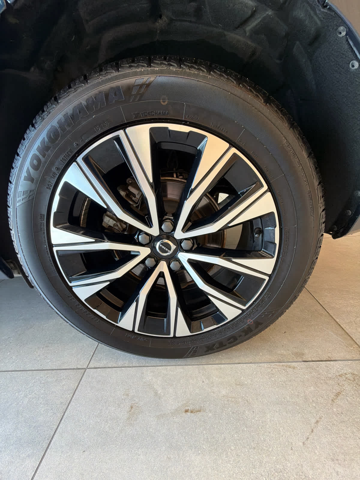 2023 Volvo XC60 Core - 9