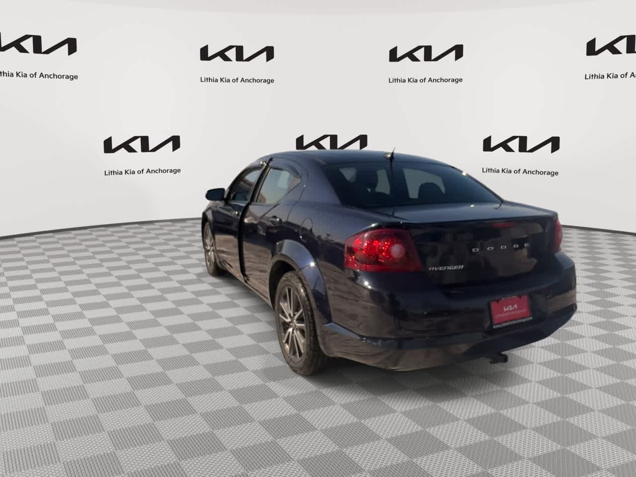 View vehicle photo 7