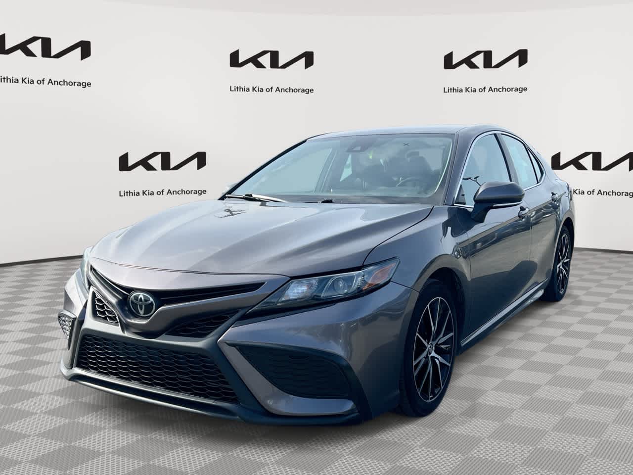  2023 Toyota Camry SE FWD   