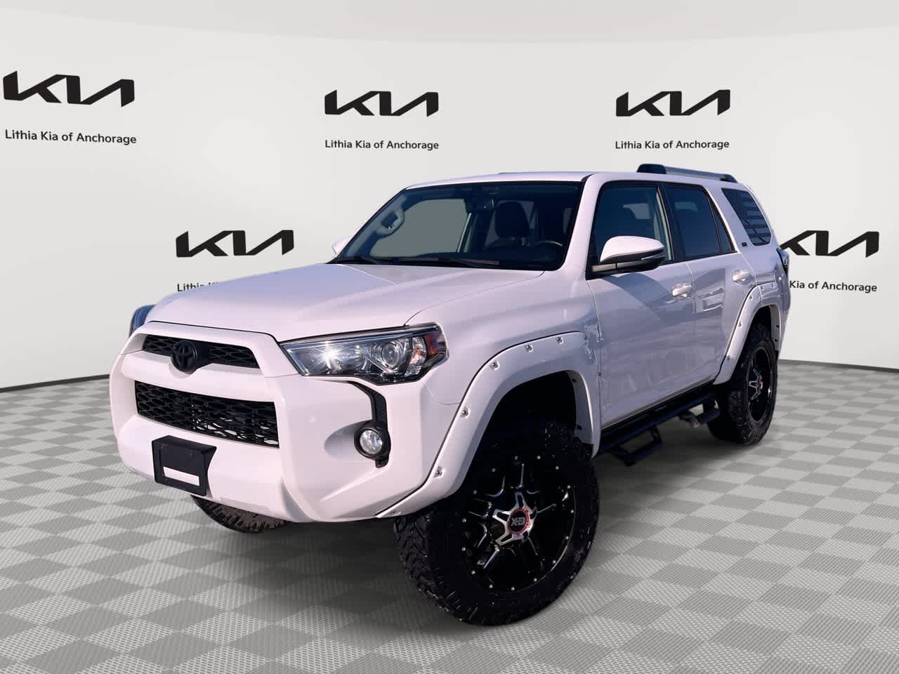 Super White 2019 Toyota 4Runner SR5 Premium 4WD SUV / Crossover Four-Wheel Drive 5-Speed Automatic