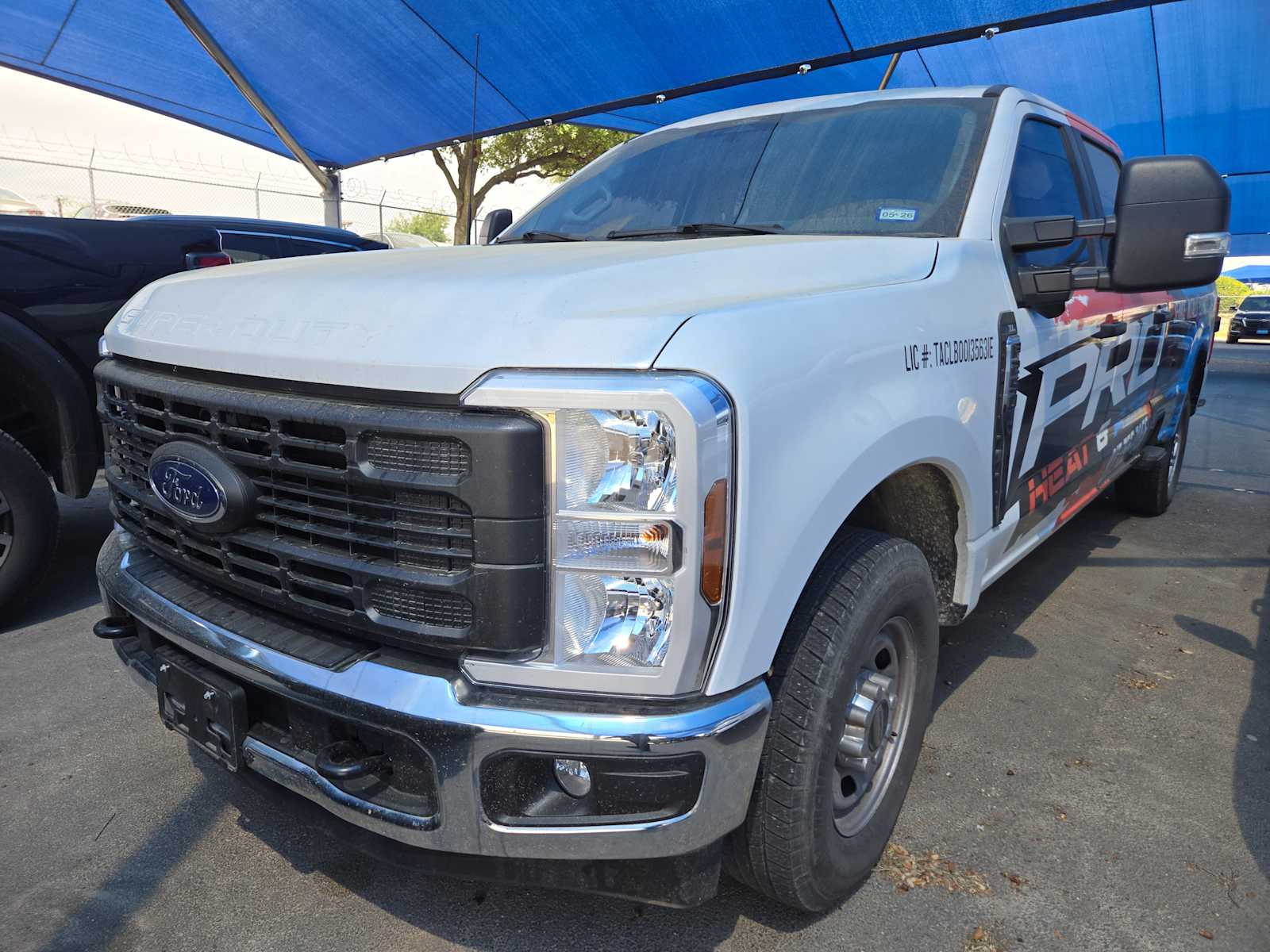 Oxford White 2024 Ford F-250 Super Duty XL Crew Cab LB RWD Pickup Truck 4X2 Automatic