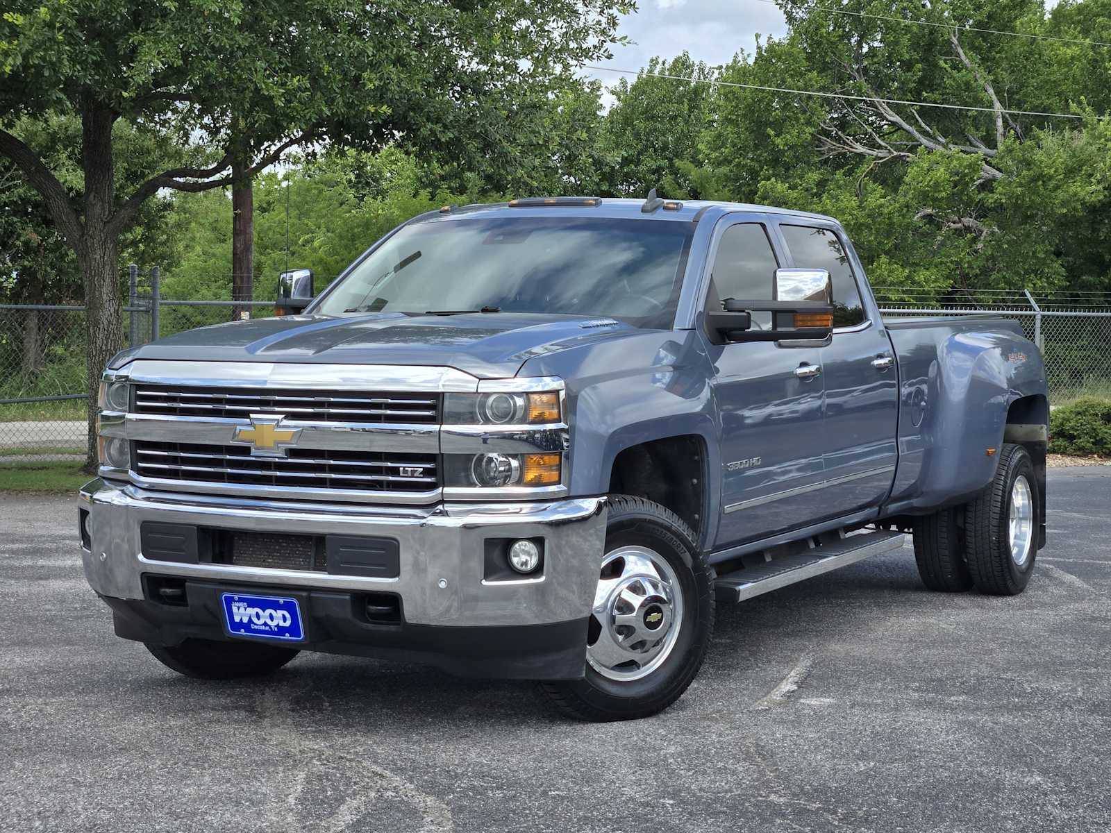 Gray (Slate Grey Metallic) 2016 Chevrolet Silverado 3500HD LTZ Crew Cab 4WD Pickup Truck Four-Wheel Drive 6-Speed Automatic