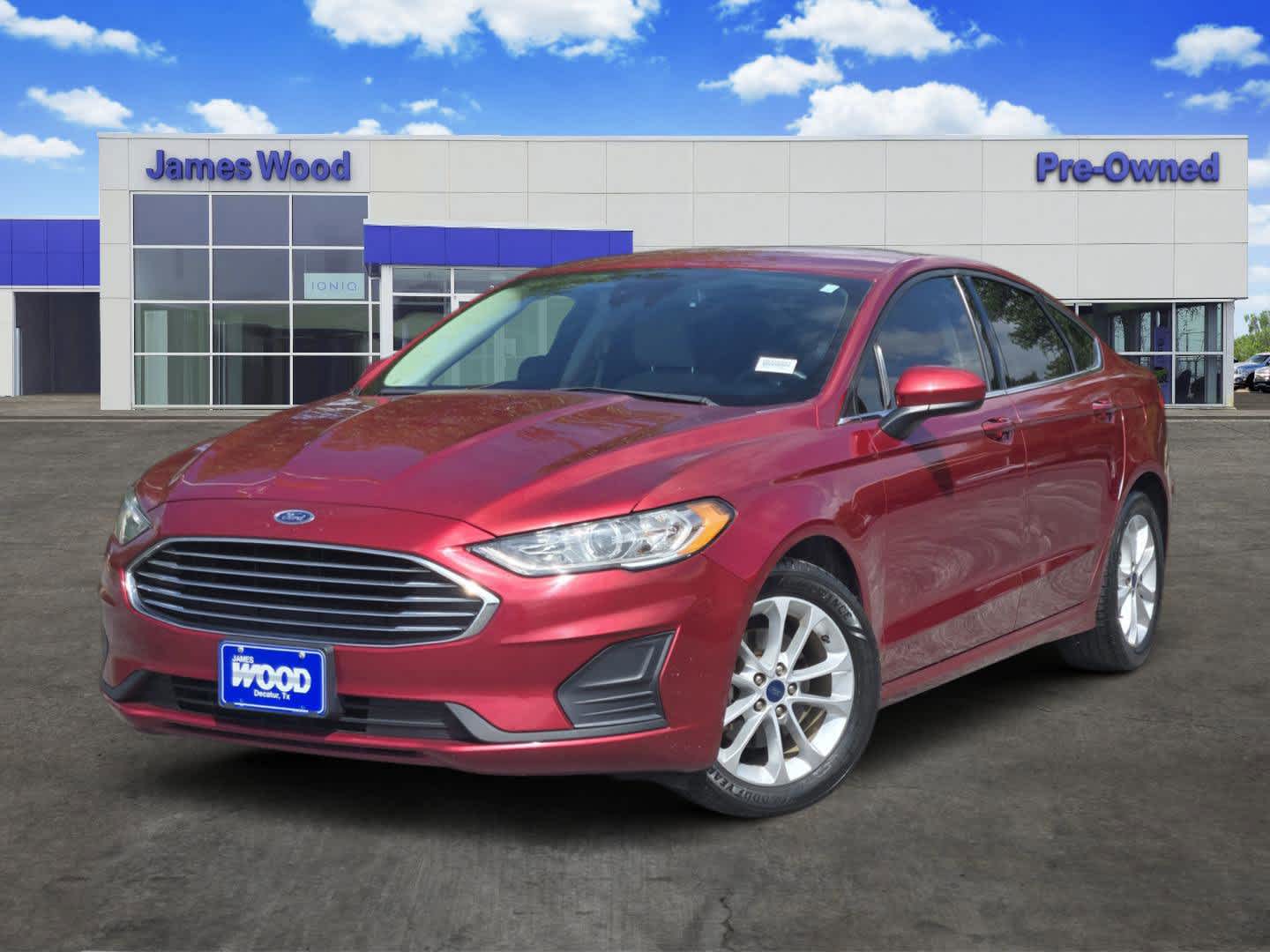 Ruby Red Metallic Tinted Clearcoat 2019 Ford Fusion SE Sedan Front-Wheel Drive 6-Speed Automatic