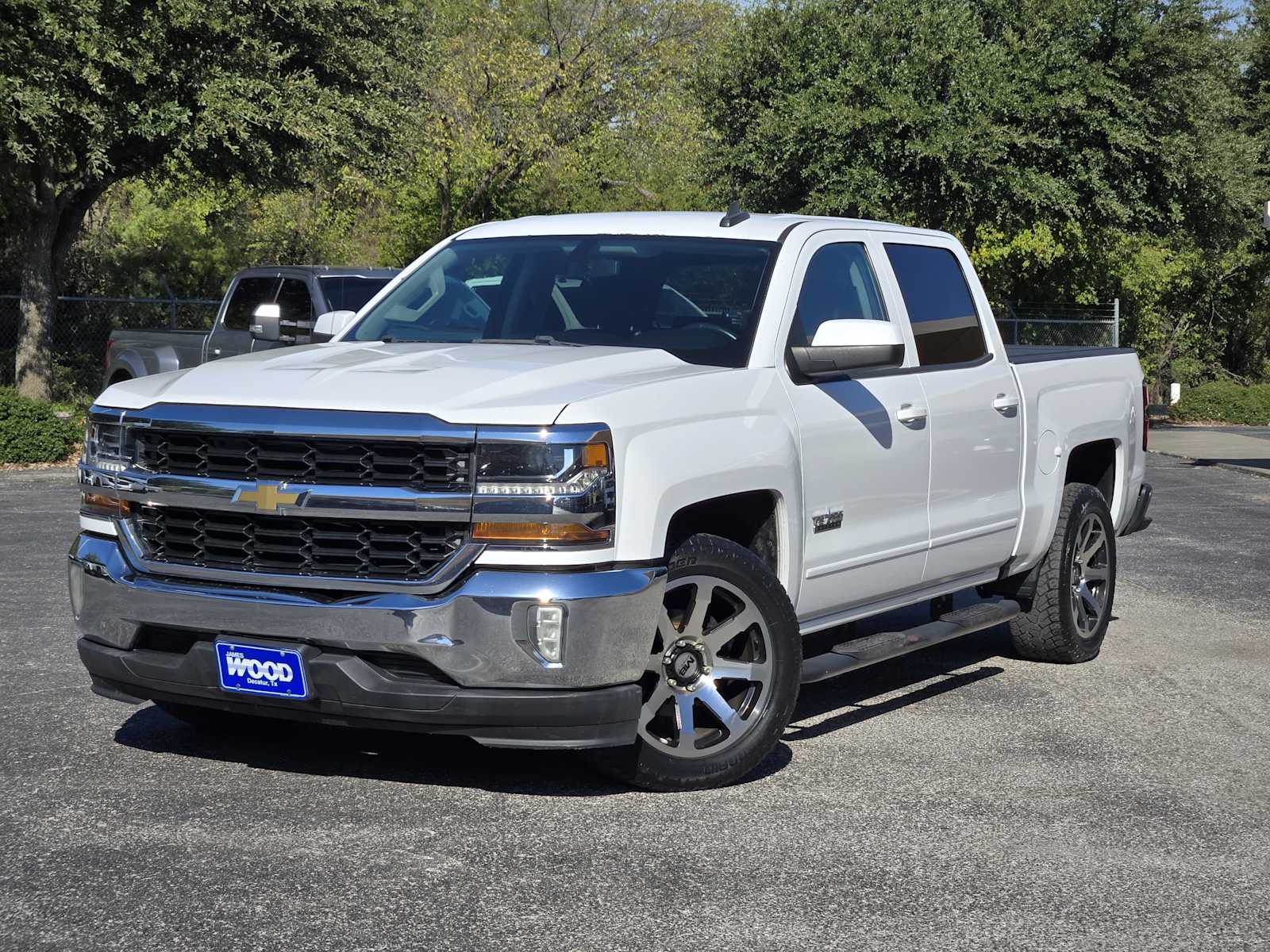 Summit White 2017 Chevrolet Silverado 1500 Pickup Truck 4X2 6-Speed Automatic