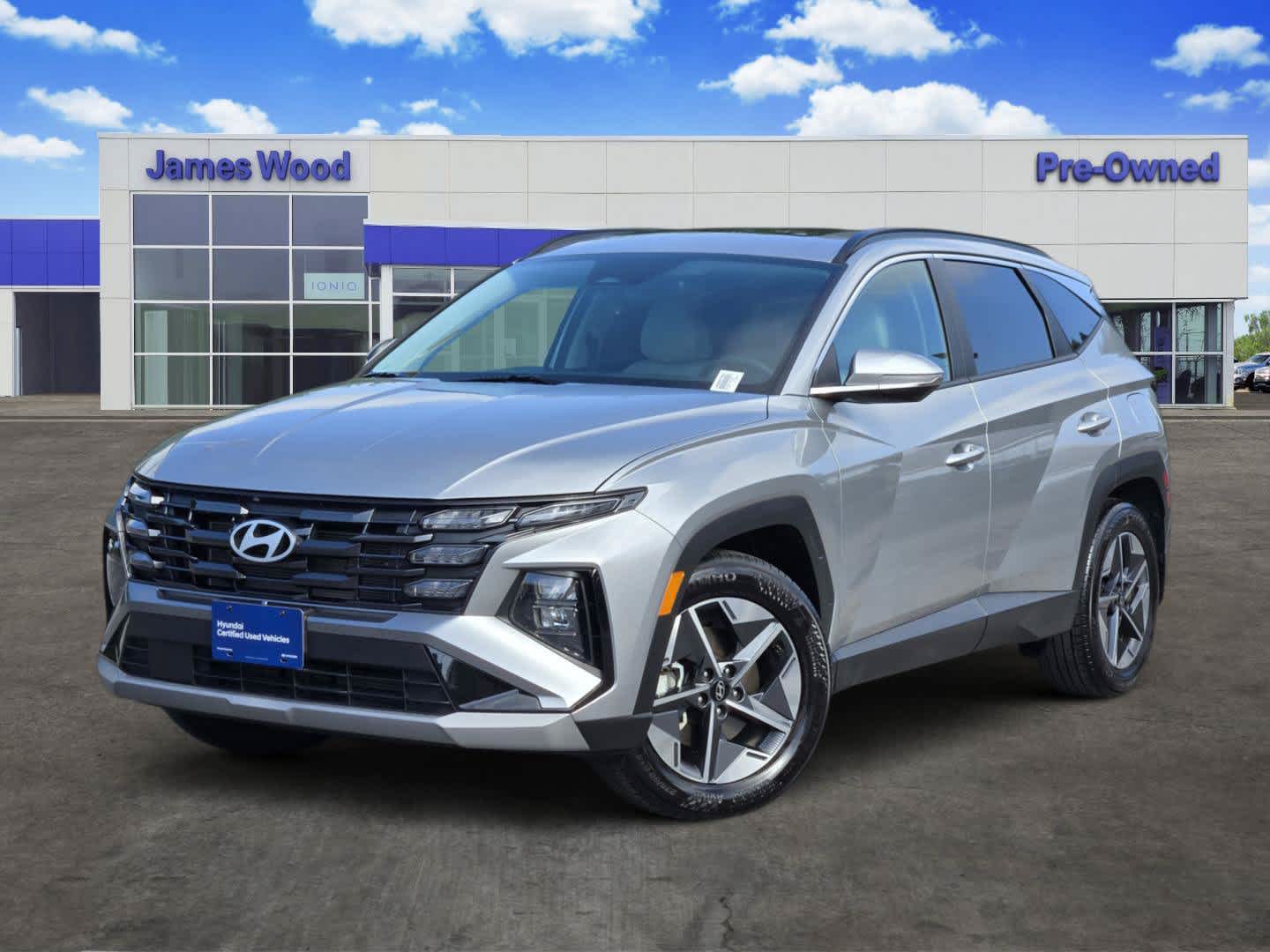 Shimmering Silver 2025 Hyundai Tucson SUV / Crossover Front-Wheel Drive 8-Speed Automatic