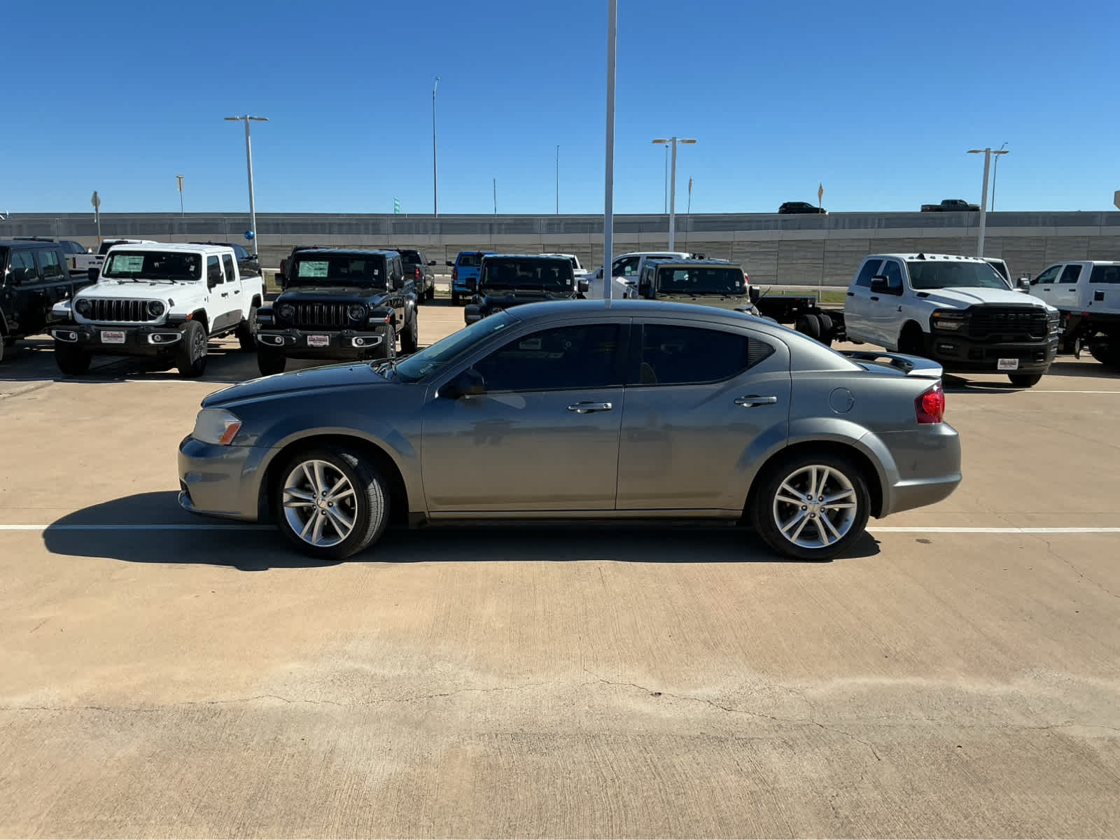 Used Car 2013 Dodge Avenger  Se V6 For Sale Under $10,000 In Waco, Texas