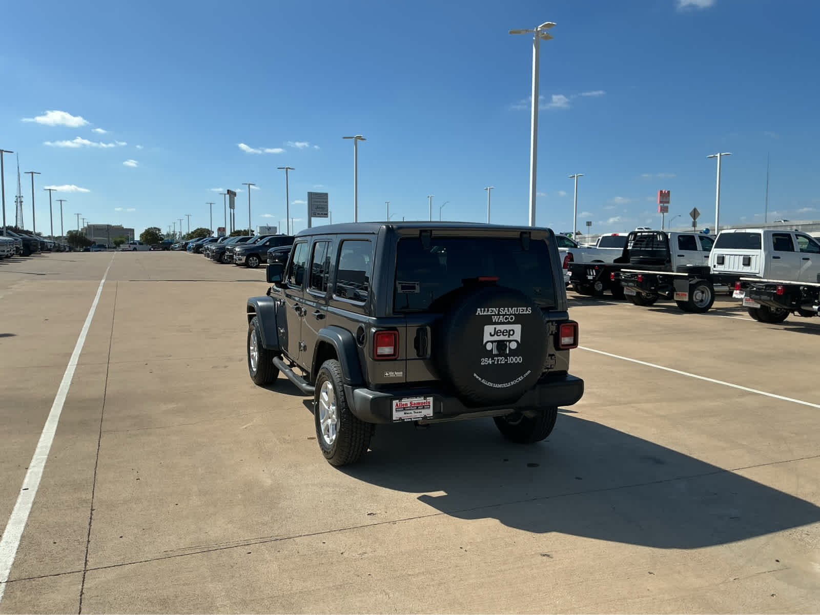 used 2022 Jeep Wrangler car, priced at $32,990