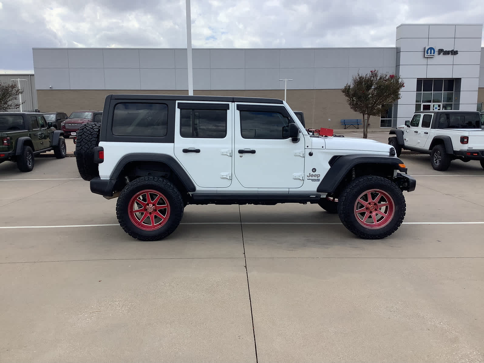 Used Car 2019 Jeep Wrangler Unlimited  Sport S For Sale Under $35,000 In Waco, Texas