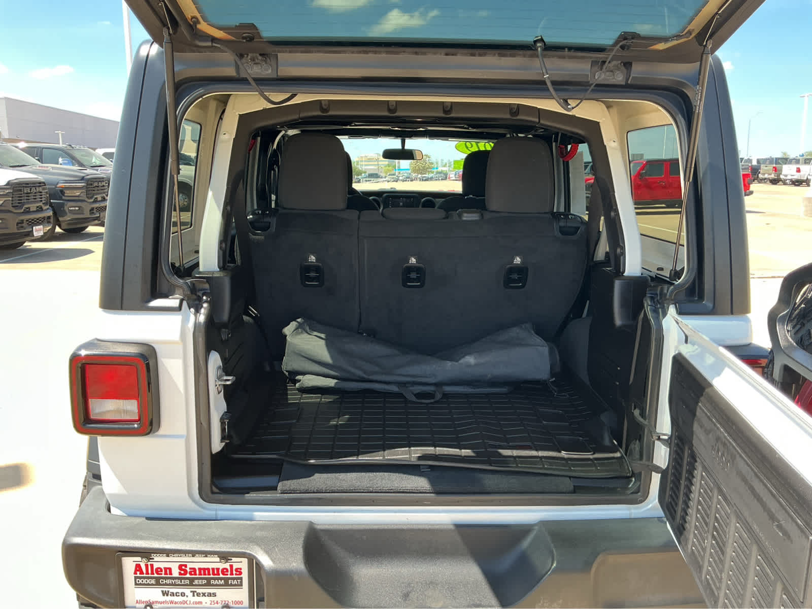 Used Car 2019 Jeep Wrangler Unlimited  Sport S For Sale Under $30,000 In Waco, Texas