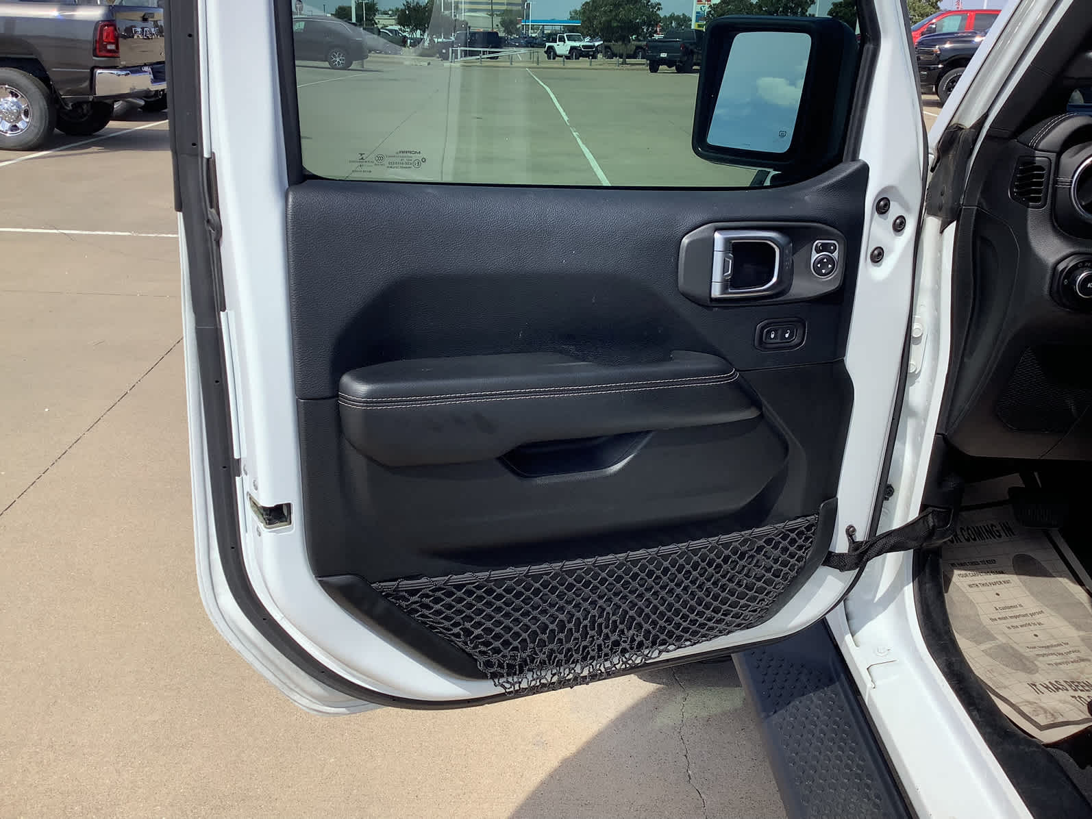 Used Car 2018 Jeep Wrangler Unlimited  Sahara For Sale Under $30,000 In Waco, Texas