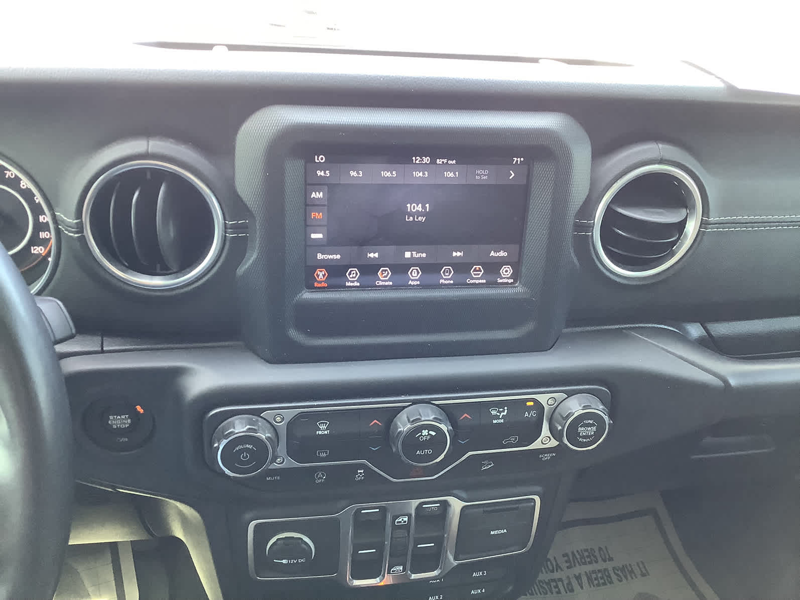Used Car 2018 Jeep Wrangler Unlimited  Sahara For Sale Under $30,000 In Waco, Texas