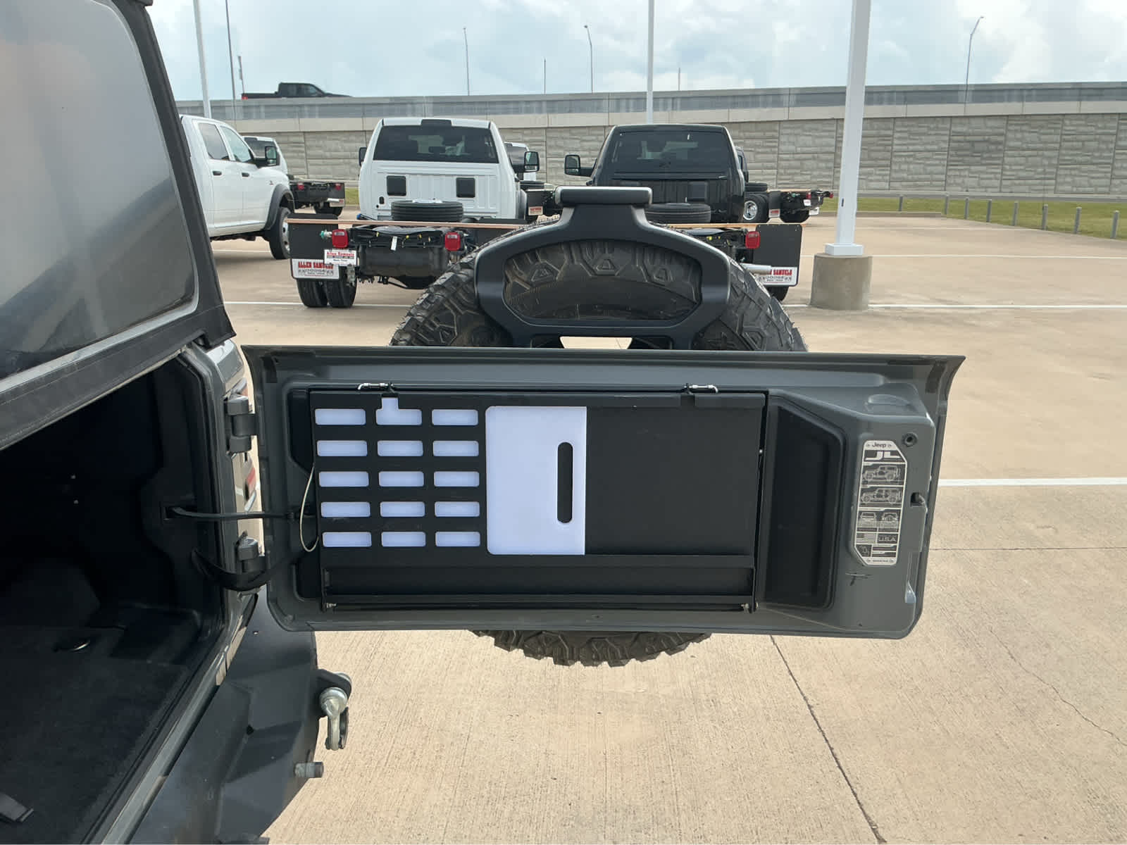 Used Car 2018 Jeep Wrangler Unlimited  Sahara For Sale Under $20,000 In Waco, Texas