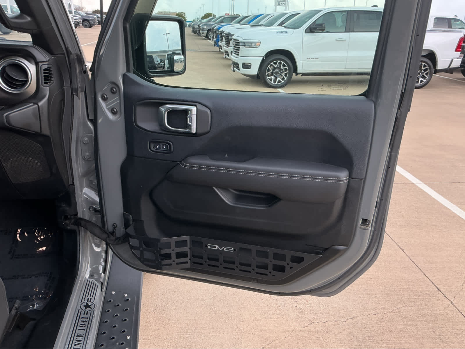 Used Car 2018 Jeep Wrangler Unlimited  Sahara For Sale Under $20,000 In Waco, Texas