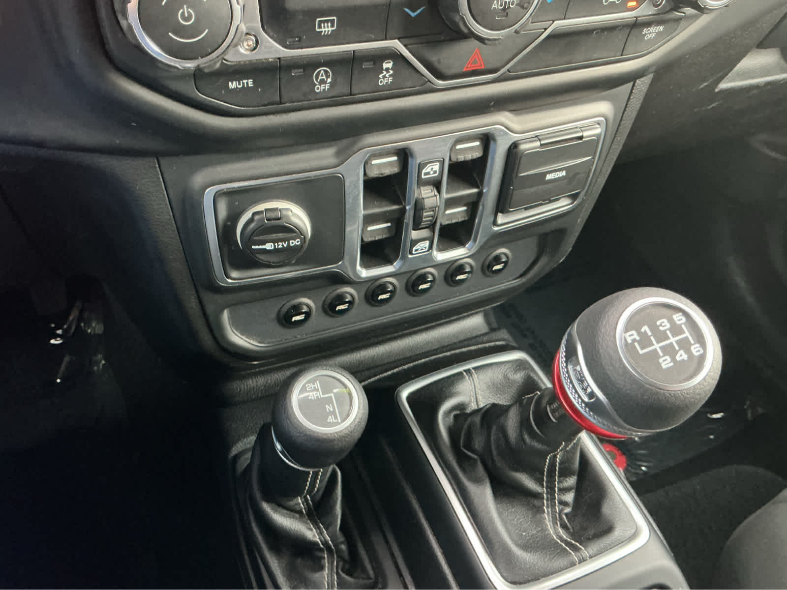 Used Car 2018 Jeep Wrangler Unlimited  Sahara For Sale Under $20,000 In Waco, Texas