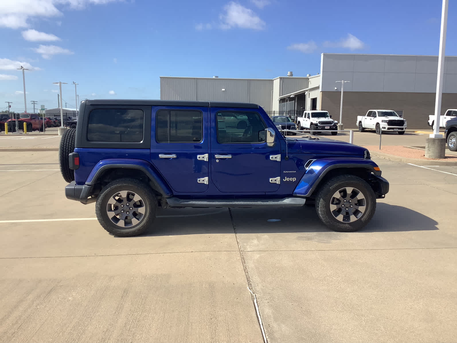 Used Car 2018 Jeep Wrangler Unlimited  Sahara For Sale In Waco, Texas